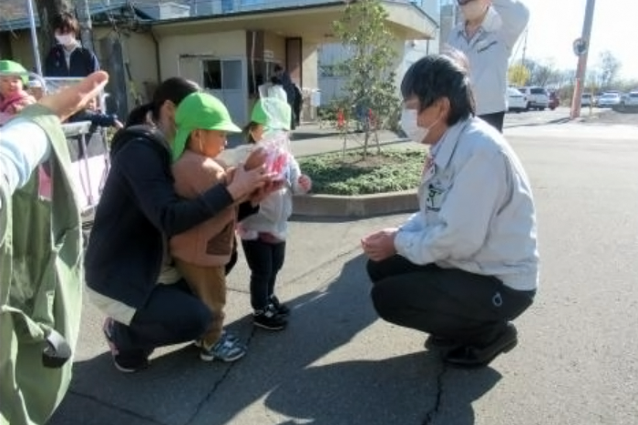 ひかり保育園の園児訪問